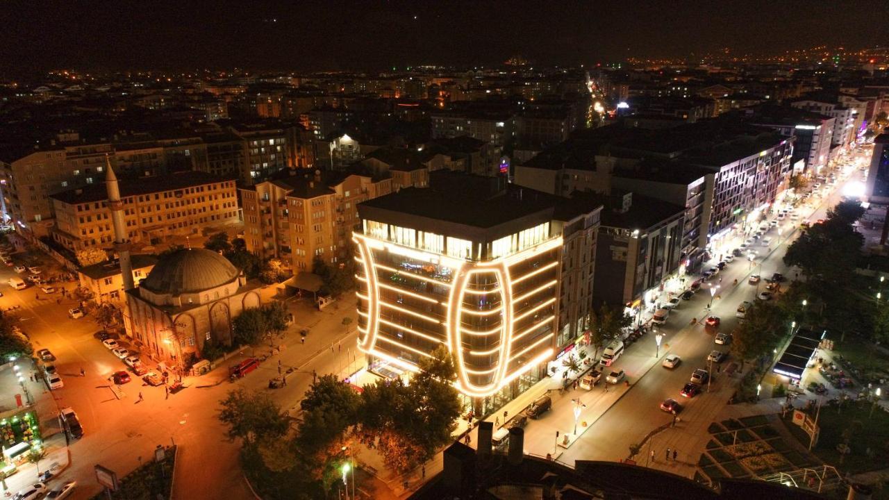 The Conforium Hotel Van Exteriér fotografie